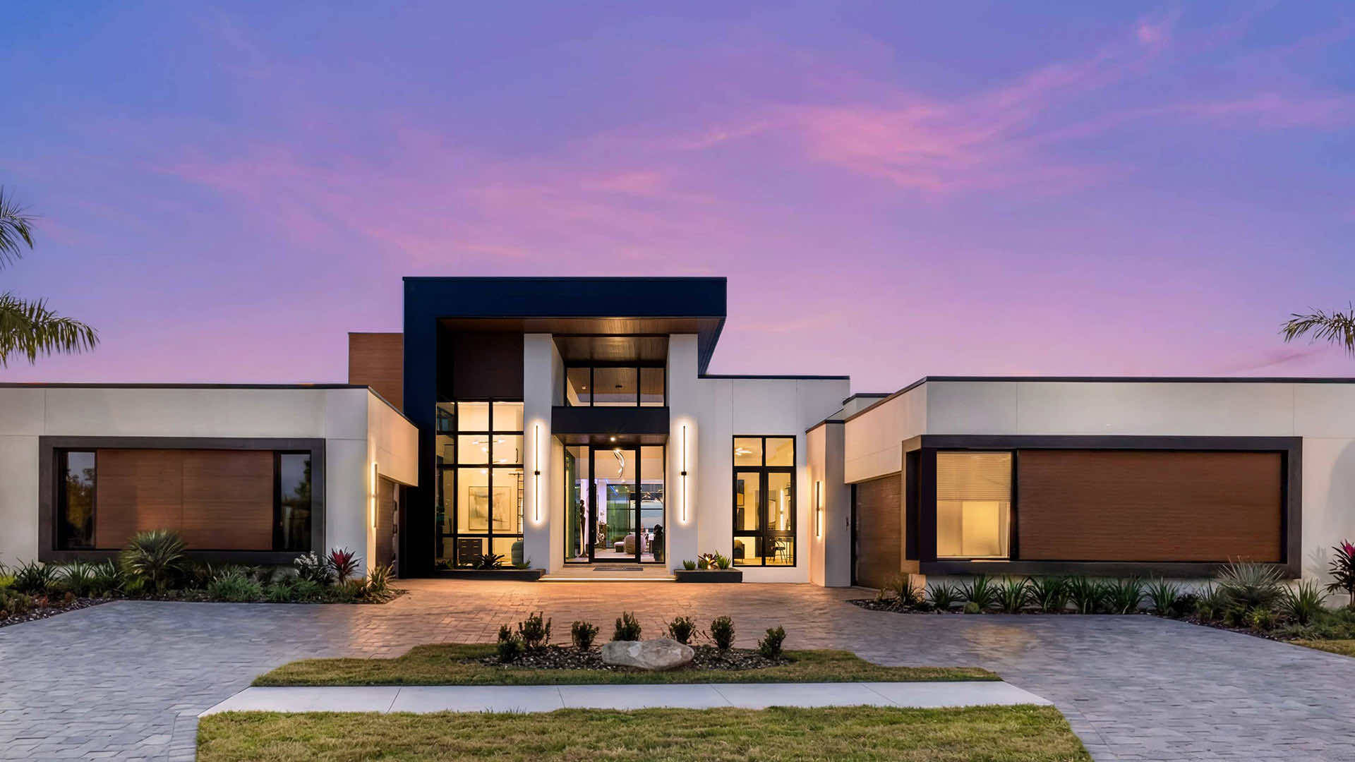 Unrivaled Coastal Luxury: The Definitive Guide to Living and Investing at BLVD Sarasota